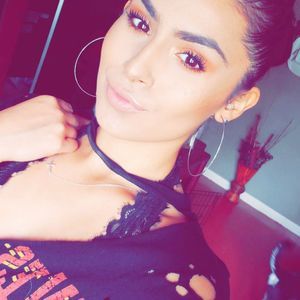 Meet your Posher, Coraima